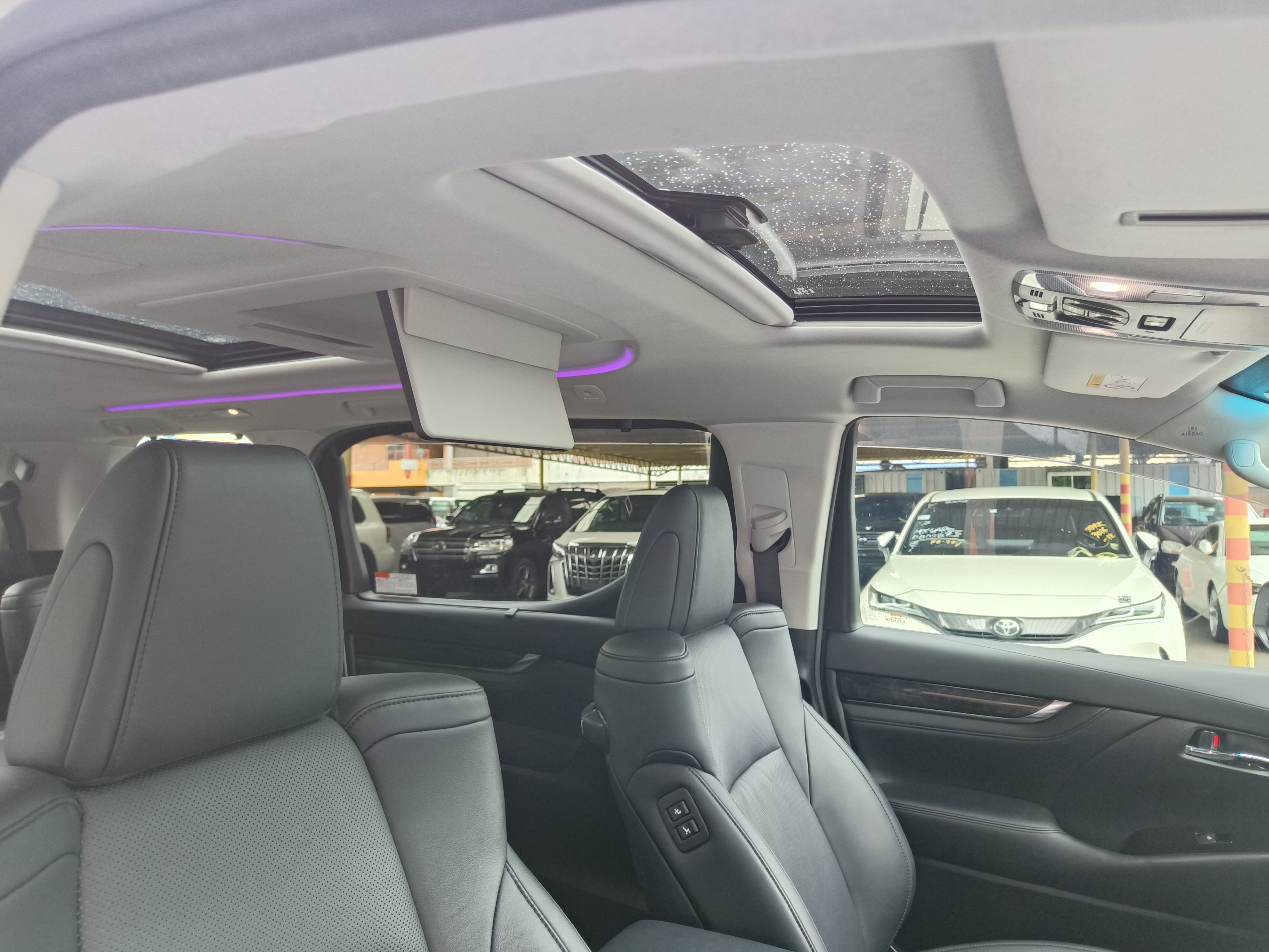 TOYOTA "VELLFIRE 2.5 NEW.MOD 2493 7TIP-CVT 2.5Z G-EDITION 7S FL 46946KM" — view 5