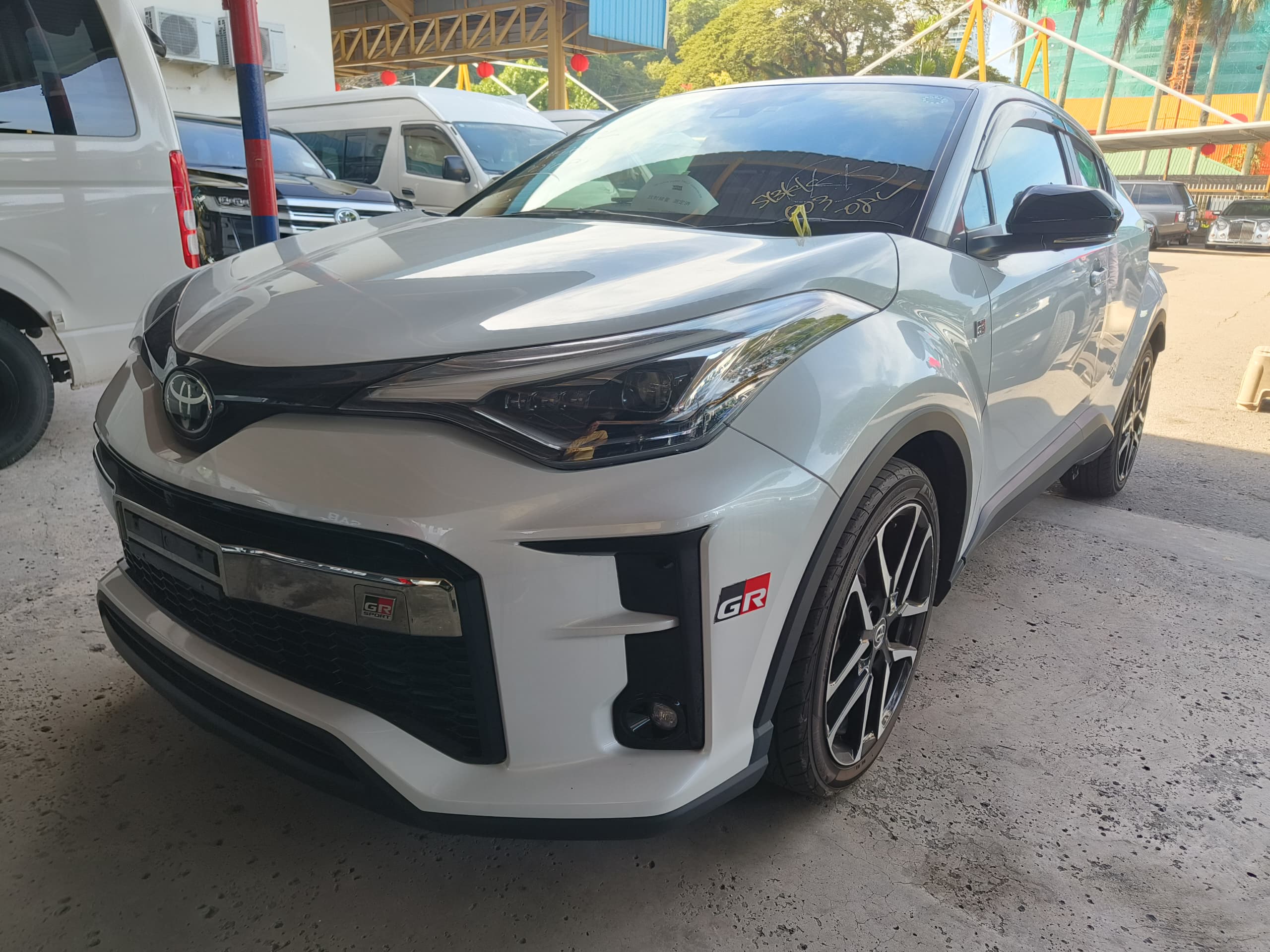 TOYOTA "C-HR 1.2 ST GR SPORT 1196 5AT CVT 20690KM" — view 1