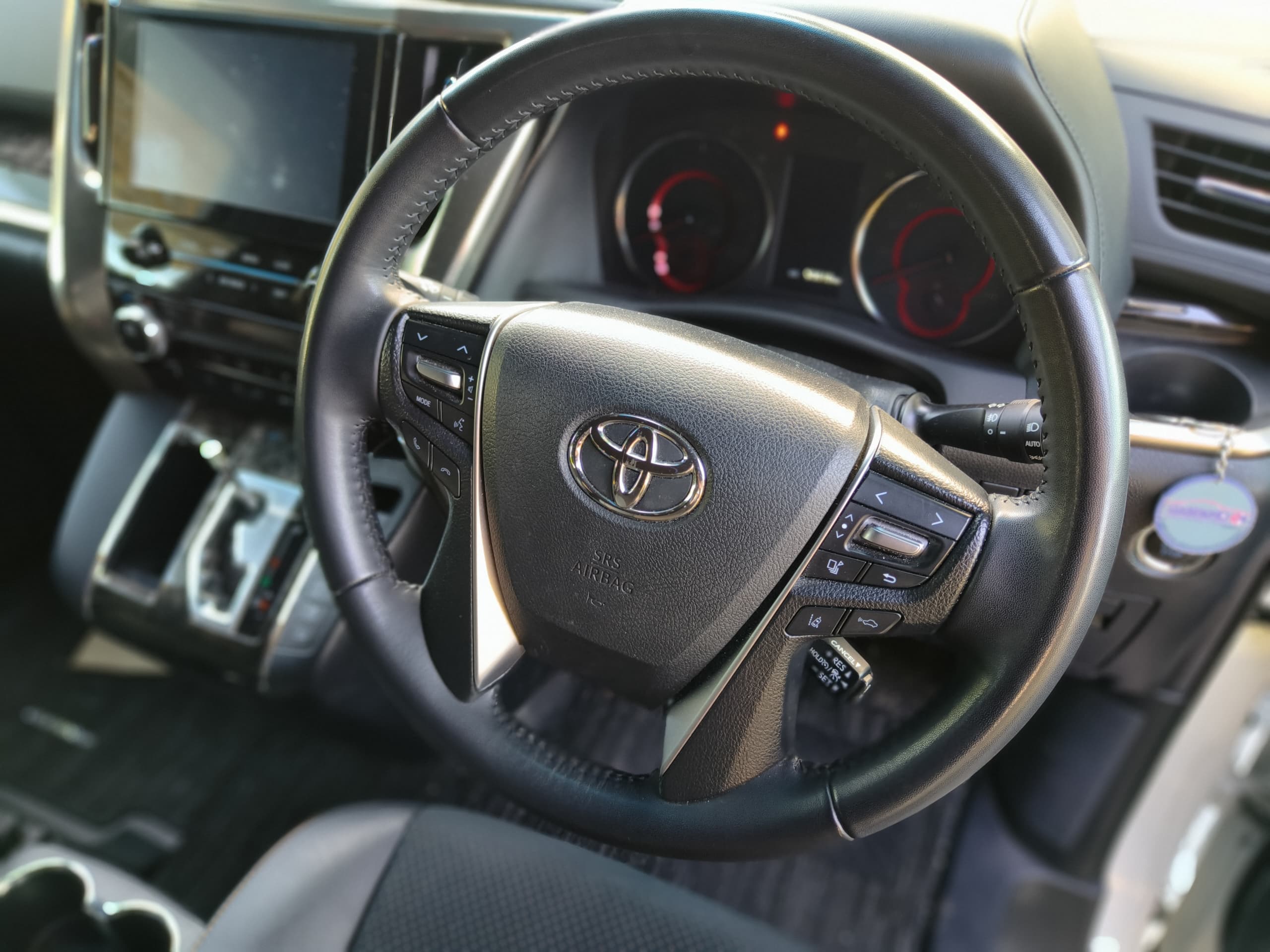 TOYOTA "ALPHARD 2.5 (3BA) S TYPE GOLD 2493 7TIP-CVT 7S 50610KM" — view 6
