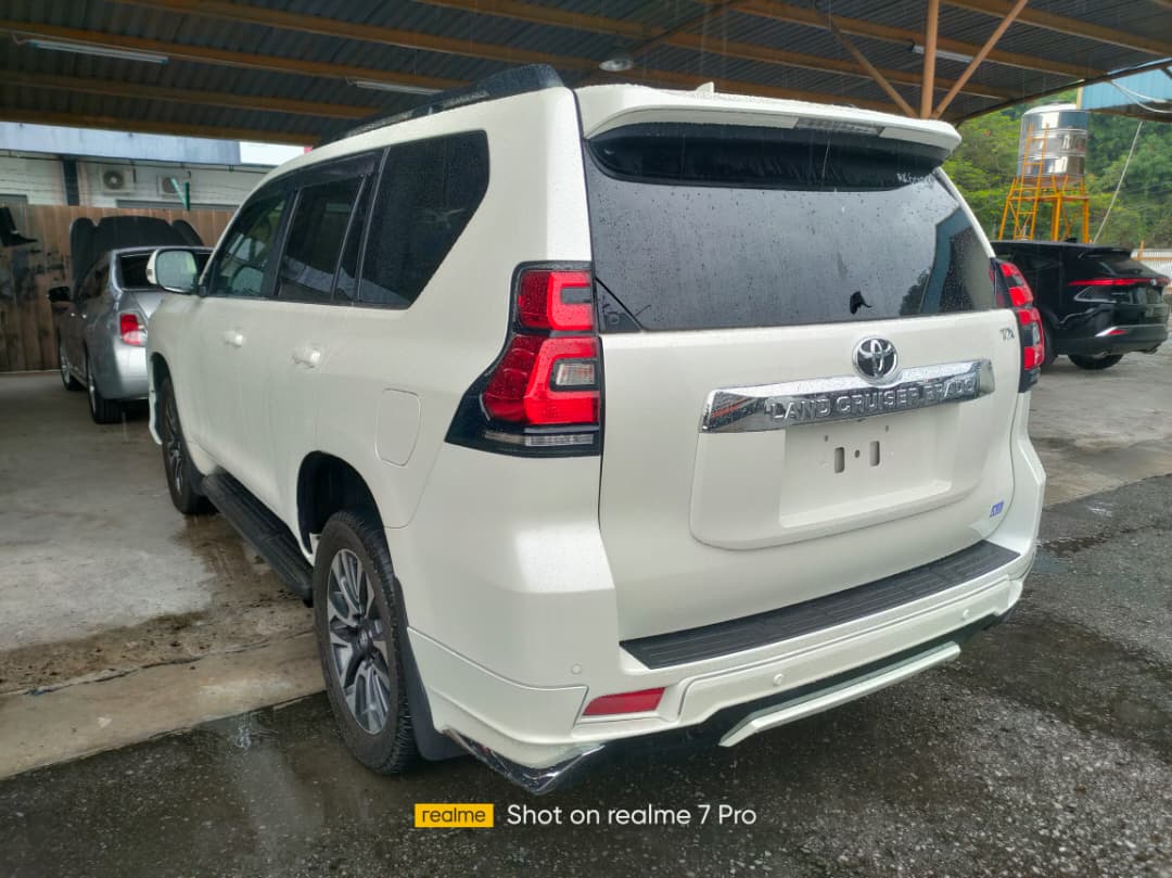 TOYOTA "LC PRADO 2.8D TX-L 7' S 2754 6AT 53586 KM " — view 2
