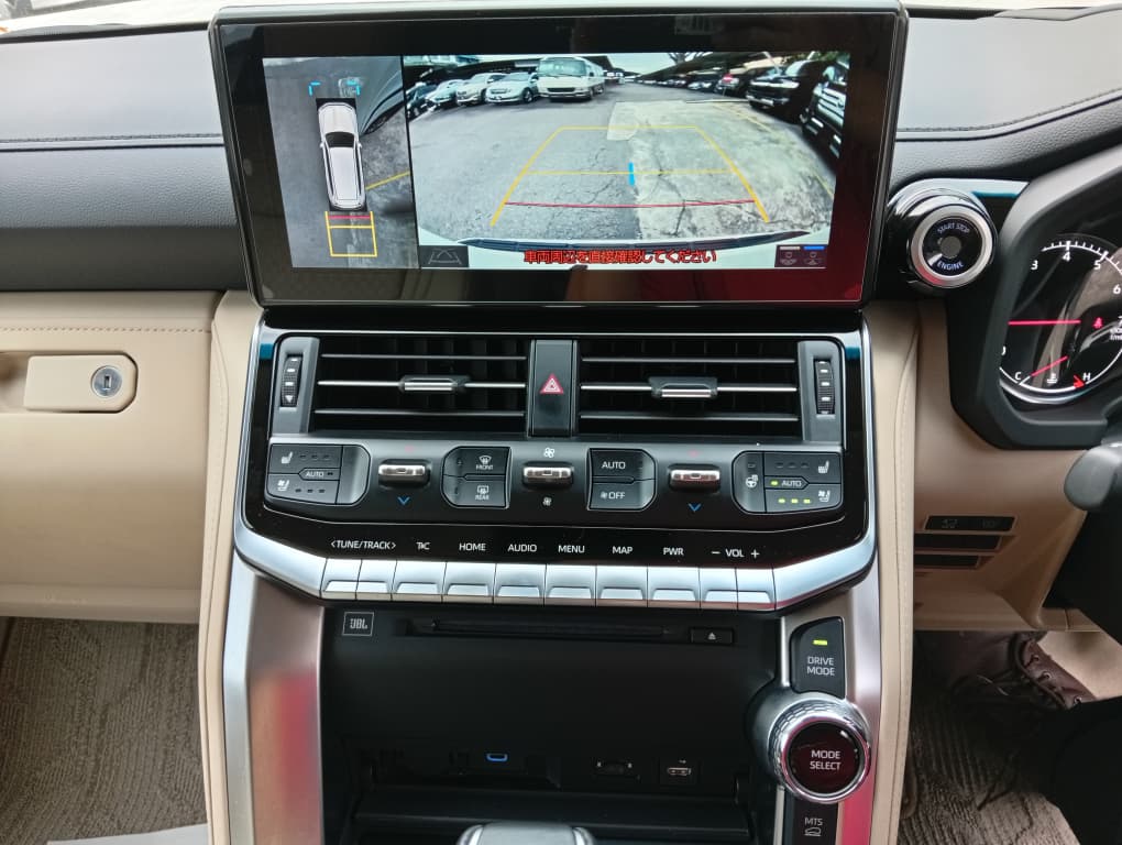 TOYOTA "LAND CRUISER LC300 3.5P ZX 3444 10AT 7 SEATER 13655KM " — view 8