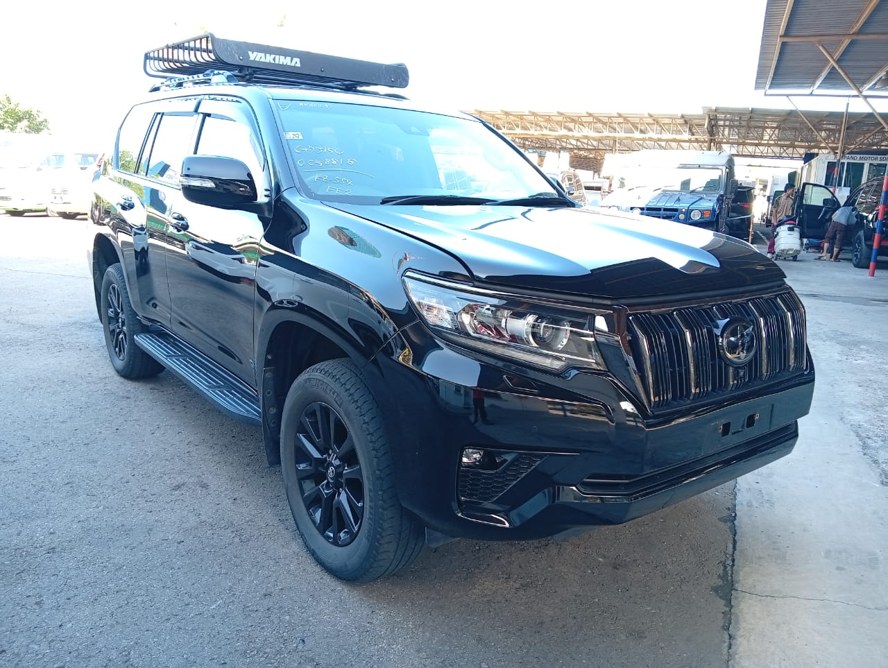 TOYOTA "LC PRADO 2.8D TX-L MATTE BLACK 2754 6 AT TIP 5'S 56471 KM " — view 1