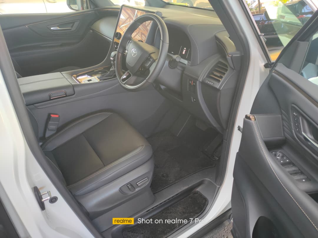TOYOTA ALPHARD 2.5 Z (3BA) 2493 7TIP-CVT 7'S 4550KM DENO UNIT — view 3