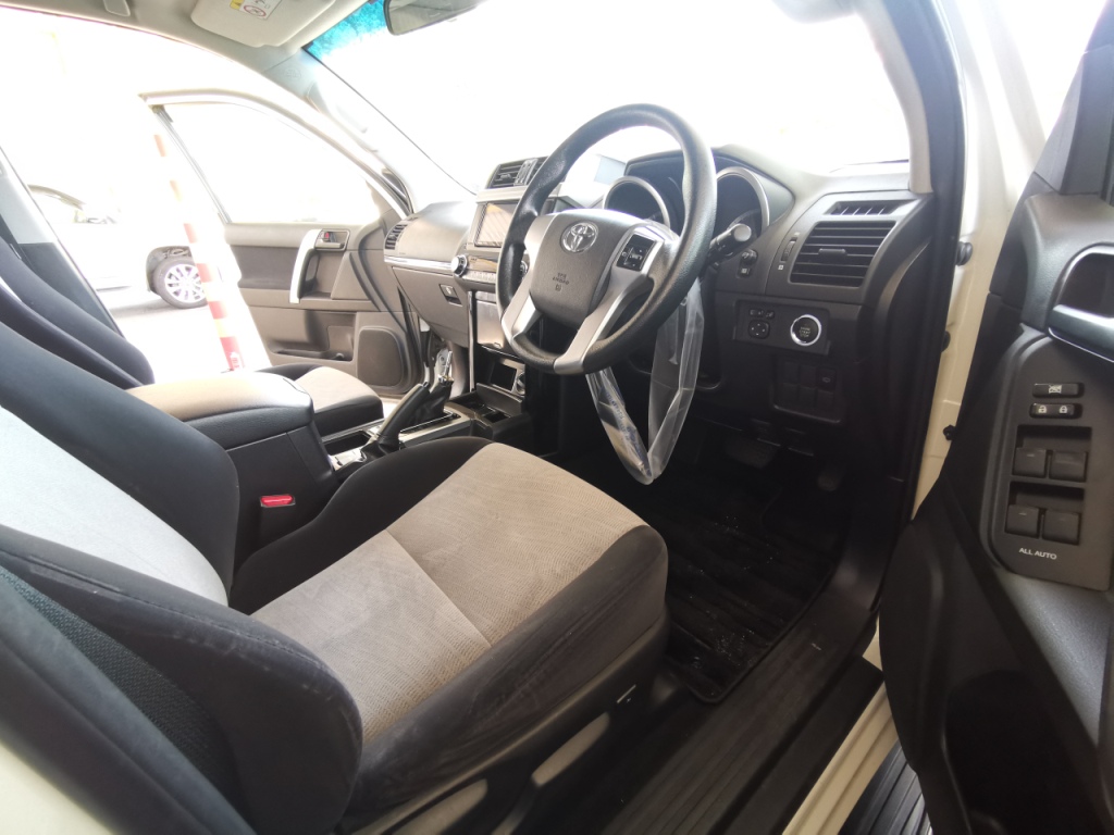 TOYOTA LC PRADO 2.7P NEW.MOD 2693 4AT TX FL ARGENTO CROSS — view 5