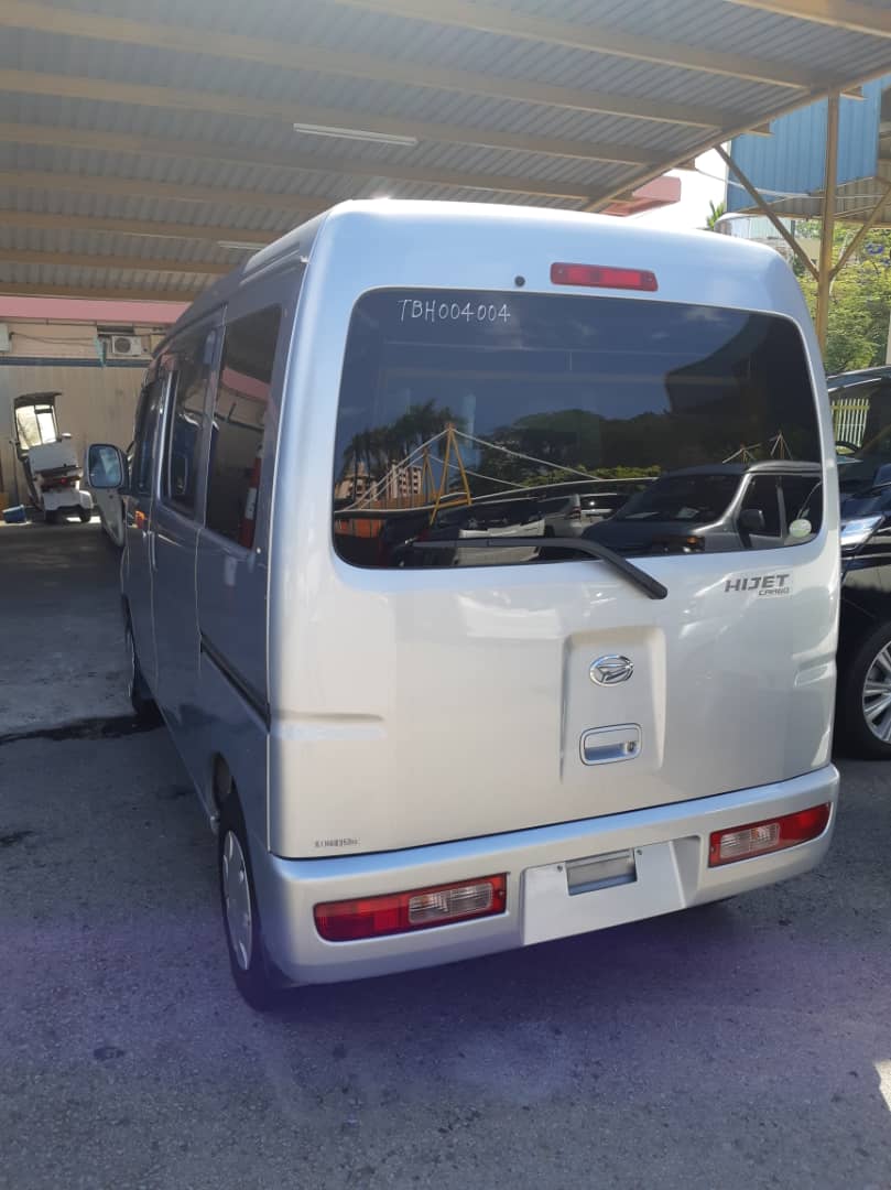 DAIHATSU HIJET MOTORHOME STD MDL — view 2