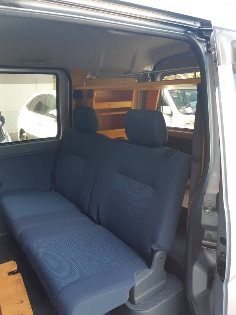 DAIHATSU HIJET MOTORHOME STD MDL — view 4