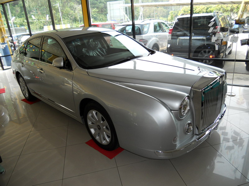 MITSUOKA GALUE 4 2.5 2495 5TIP — view 1