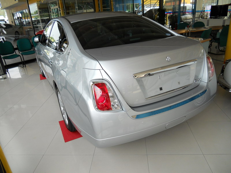 MITSUOKA GALUE 4 2.5 2495 5TIP — view 2