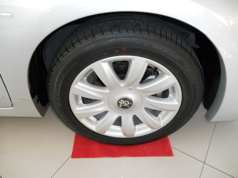 MITSUOKA GALUE 4 2.5 2495 5TIP — view 4
