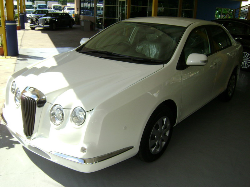 MITSUOKA NOUERA 602 1.8 1797 7TIP — view 1